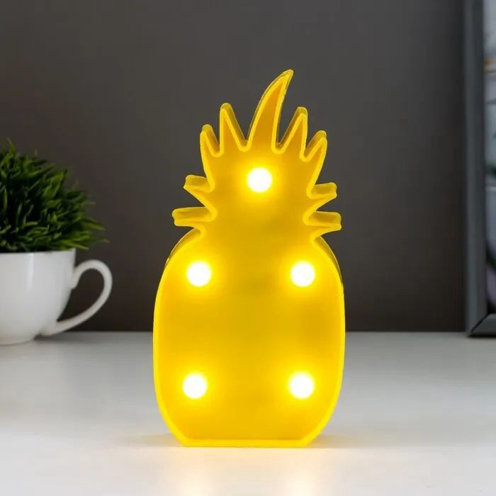 Ночник "Ананас" 5 LED батарейки 3xAG13 желтый 5,5х3х12 см.