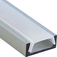 Профиль алюминиевый "накладной" : серебро, CAB262 с матовым экраном, 2 заглушками, 4 крепежами в комплекте