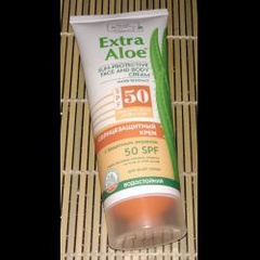Крем солнцезащитный для всей семьи SPF 50 серии Extra Aloe 0,1л 